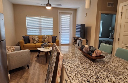 Southeast Orlando Apartment | Charming apartment with AC and fitness room in enchanting Orlando