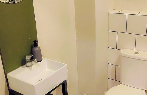 Downtown Johannesburg Apartment | Charming apartment in fabulous Johannesburg, Maboneng with WiFi