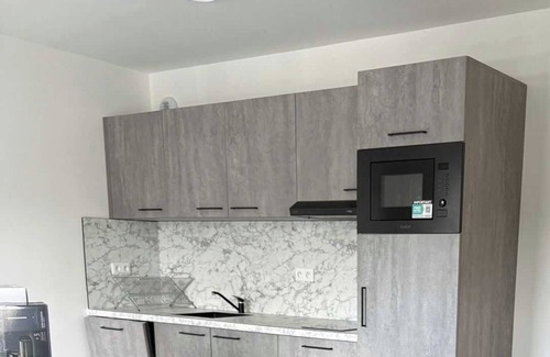 Suresnes Apartment | Charming Appt - 3BDR/8P - Near Paris & La Défense