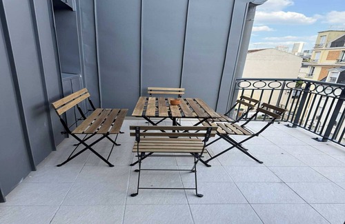 Suresnes Apartment | Charming Appt - 3BDR/8P - Near Paris & La Défense