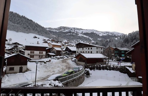 Areches Apartment | Charming apt for 6 with pool in Arêches-Beaufort