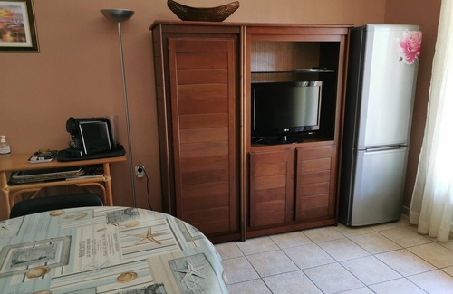 Grimaud Apartment | Charming Apt. in a villa ideally located in a pine woods near the sea