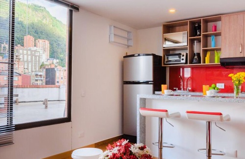 Chapinero Apartment | Charming apt in Center of Chapinero n20 blocks from T Zone & 40 to the centern