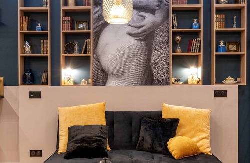 Saint-Merri Apartment | Charming artist's studio in Le Marais
