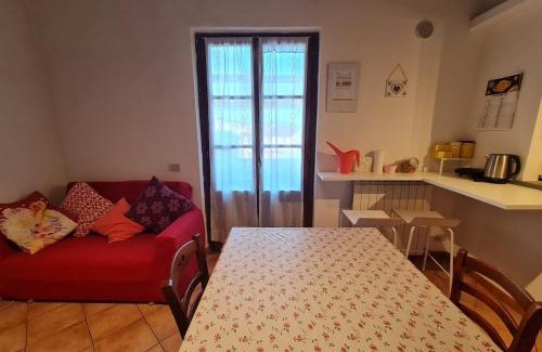 Chiesina Uzzanese Apartment | Charming base in Tuscany