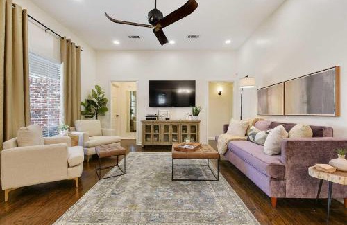Highlands - Perkins House | Charming Baton Rouge Retreat about 3 Mi to LSU!