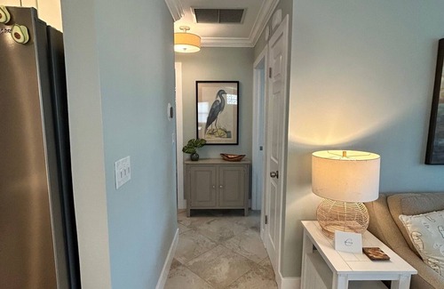 Grove City House | Charming bayside bungalow- canal access w/no bridges for beach, fishing, boating