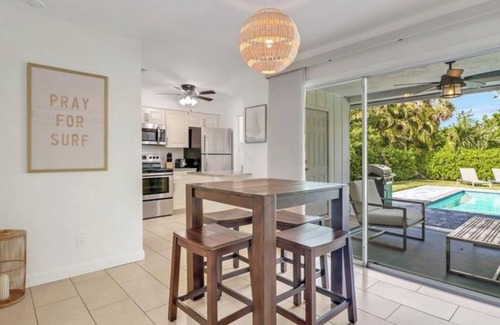 Naples Park House | Charming Beach Cottage With Pool!