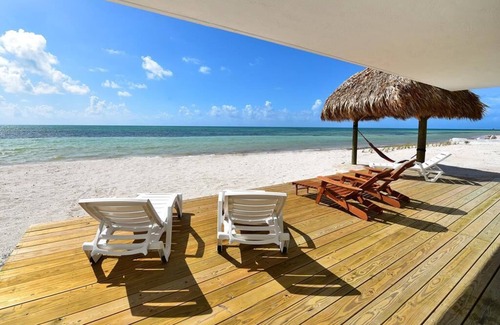 Lower Matecumbe Beach House | Charming Beach Front Home in Lower Matecumbe