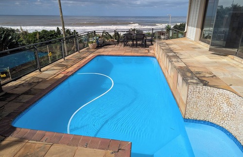 Ramsgate Villa | Charming Beachfront Retreat: Spacious 7-bedroom villa in delightful Margate