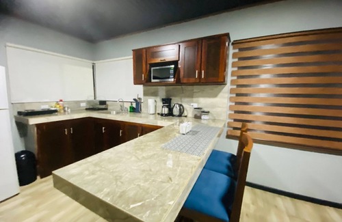 La Fortuna House | Charming, beautiful cabin.