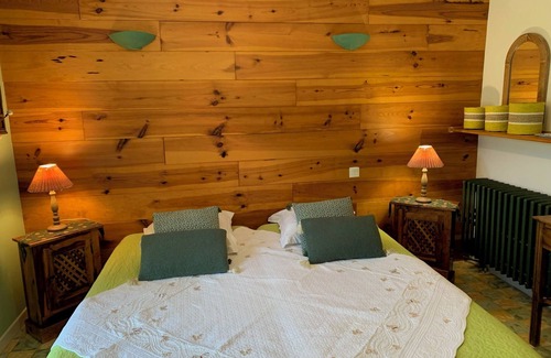 Venasque Bed & Breakfast | Charming bed and breakfast in the heart of Provence in Venasque