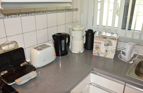 Opglabbeek House | Charming Belgian Getaway, vakantiewoning in Oudsbergen - 3 Bedrooms & Garden