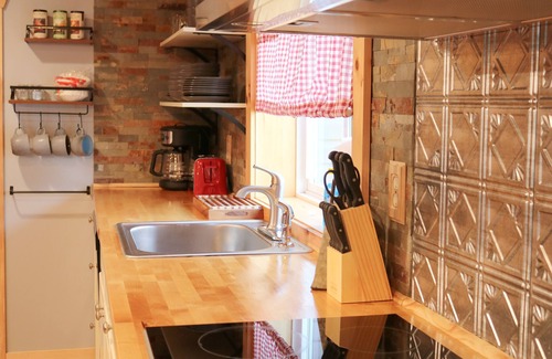 Bemus Point House | Charming Bemus Point Cottage: Walk to Water and close to town!