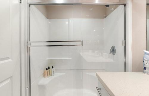 Marina del Rey Apartment | Charming Bliss By the Ocean LUXE 2bd 2ba MDR