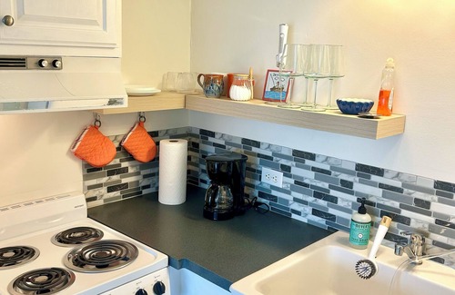 Atlantic Beach Condo | Charming Bogue Shore Condo #127- Renovated, across from beach access