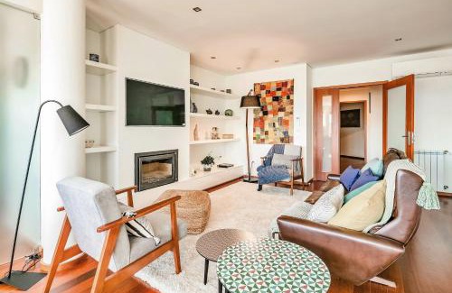 Bonfim Apartment | Charming Bonfim Penthouse