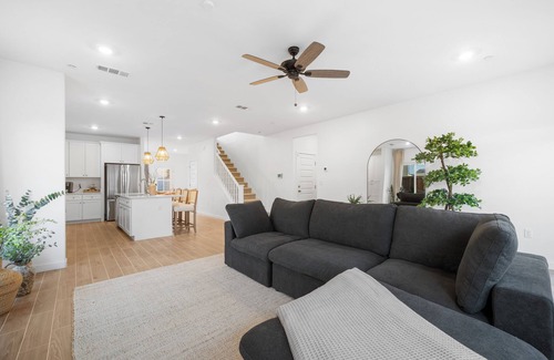 Greenacres House | Charming Brand New & Fully Furnished NW Home
