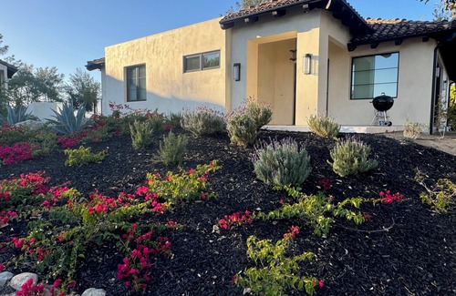 Covenant House | Charming brand new 2-bedroom vineyard house with AC, in peaceful Rancho Santa Fe