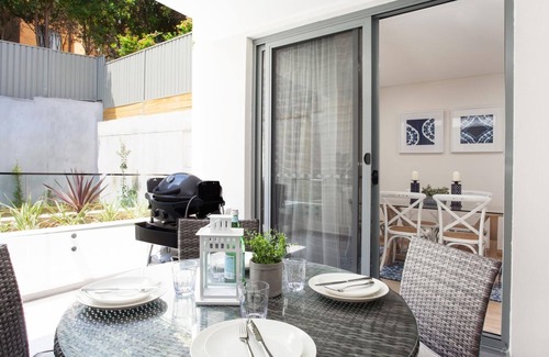 Coogee Apartment | Charming Bream I365