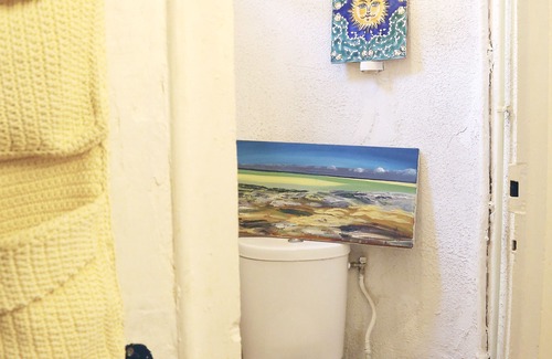 Quartier de la Chapelle Apartment | Charming Bright Apartment Near Montmartre