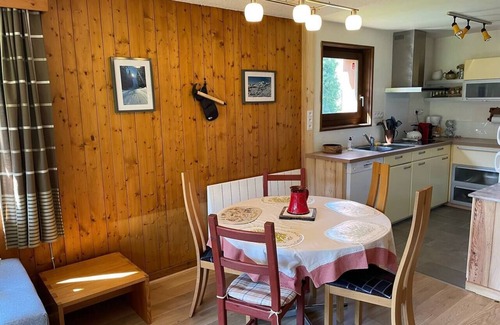 Praz-sur-Arly Condo | Charming Bright Spacious Village Walk to lift Hike