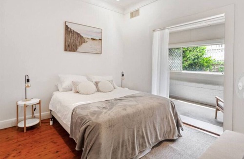 Bronte House | Charming Bronte Beach Getaway