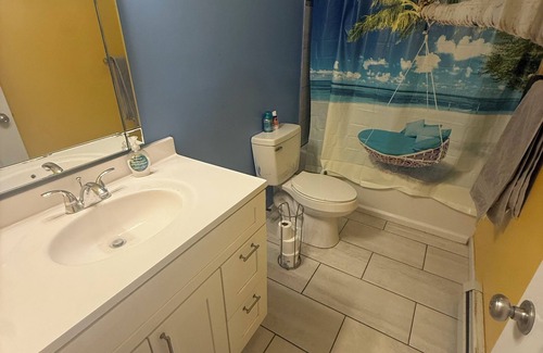 Circleville House | Charming bungalow in lovely Middletown NY