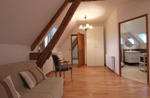 Coulonges-sur-Sarthe Cottage | Charming cottage with garden & EV charging - 6 bedrooms, Normandy-Maine Park