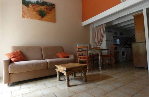 L'Isle-sur-la-Sorgue Cottage | Charming cottage in guest house on 6700m2 property, swimming pool, large garden