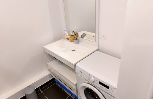 Les Puces de Saint-Ouen Apartment | Charming cocoon of 34 m² near Paris