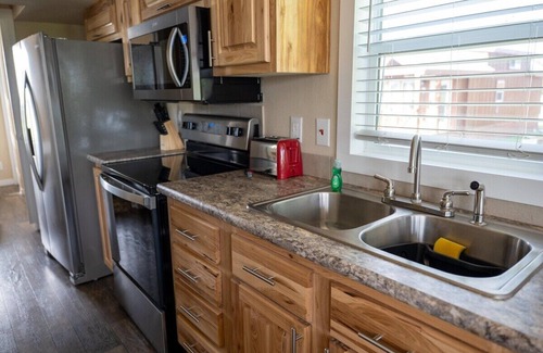 Satin Cabin | Charming Cabin, 5-mile ATV trail, and smores