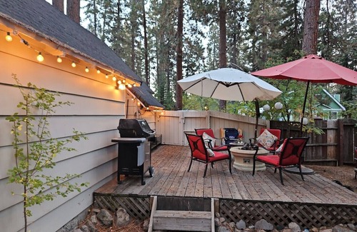 Kings Beach Cabin | Charming Cabin-Easy Access to Skiing-Walk to Beach