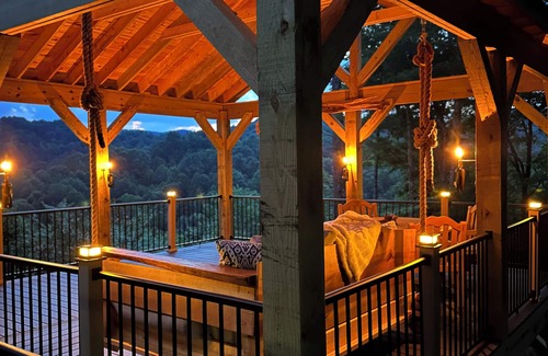 Ferguson Cabin | Charming Cabin Near Boone - Picturesque Views - NEW Hot Tub & Hiking Trails