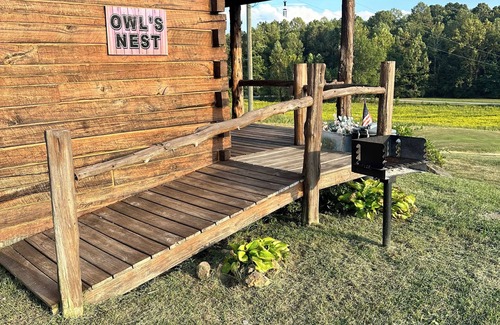 Hardin County Cabin | Charming cabin near Garden of the Gods