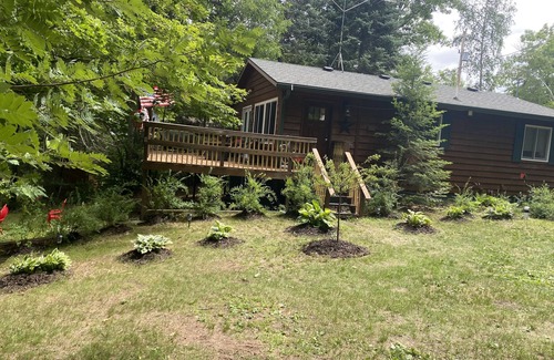 Stone Lake Cabin | Charming cabin nestled along the picturesque shores of Whitefish Lake