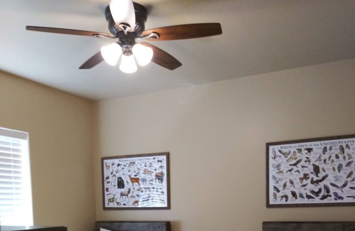 Clay Springs Cabin | Charming Cabin White Mountains