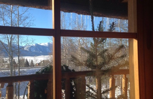 Island Park Cabin | Charming cabin with views of Henry's Lake and only 13 miles to West Yellowstone
