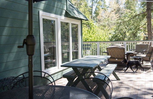 Twain Harte Cabin | Charming Cabin with Lake Membership Walkable to Town