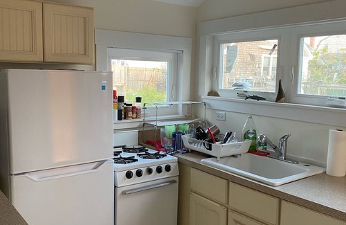 Provincetown Cottage | Charming Cape Cod Cottage. Pet friendly!