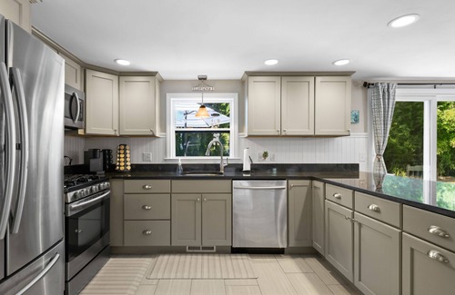 Yarmouth Port House | Charming Cape Escape Near Beaches & Dining