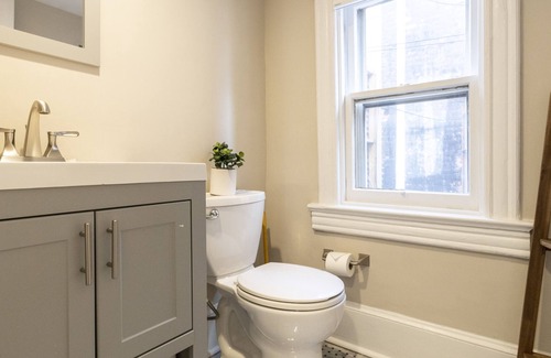 Stanton Park House | Charming Capitol Hill, US Senate-4 blks, Union Station-2 blks