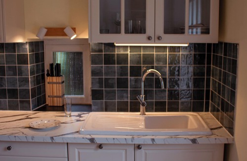 Carnac Cottage | Charming Carnac cottage with unique view of the standing stones