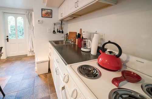 Uptown House | Charming Carriage House - 30 day rental