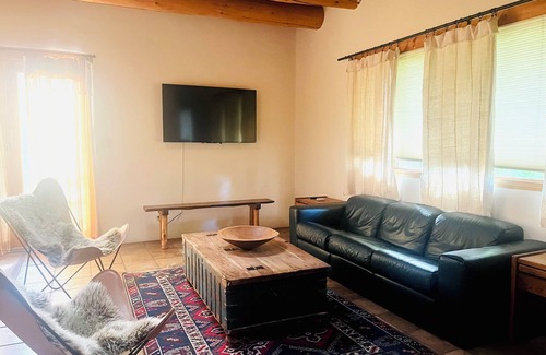 Taos House | Charming Casita at a Bed & Breakfast in Taos with Free Breakfast.