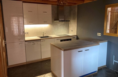 Vallandry Ski Chalet | Charming chalet for 10 in Vallandry, balcony, fireplace, WiFi