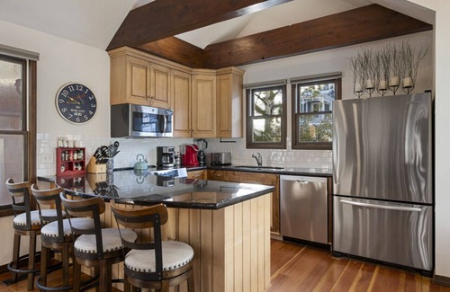 Downtown Park City House | Charming Chalet in Old Town & Ski Slopes!