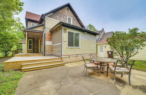 Champaign House | Charming Champaign Victorian w/Deck!