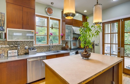 St. Elmo Improvement League House | Charming Chattanooga Escape w/History & Adventure