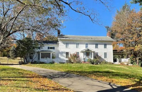 Chautauqua House | Charming Chautauqua century home w/modern touches